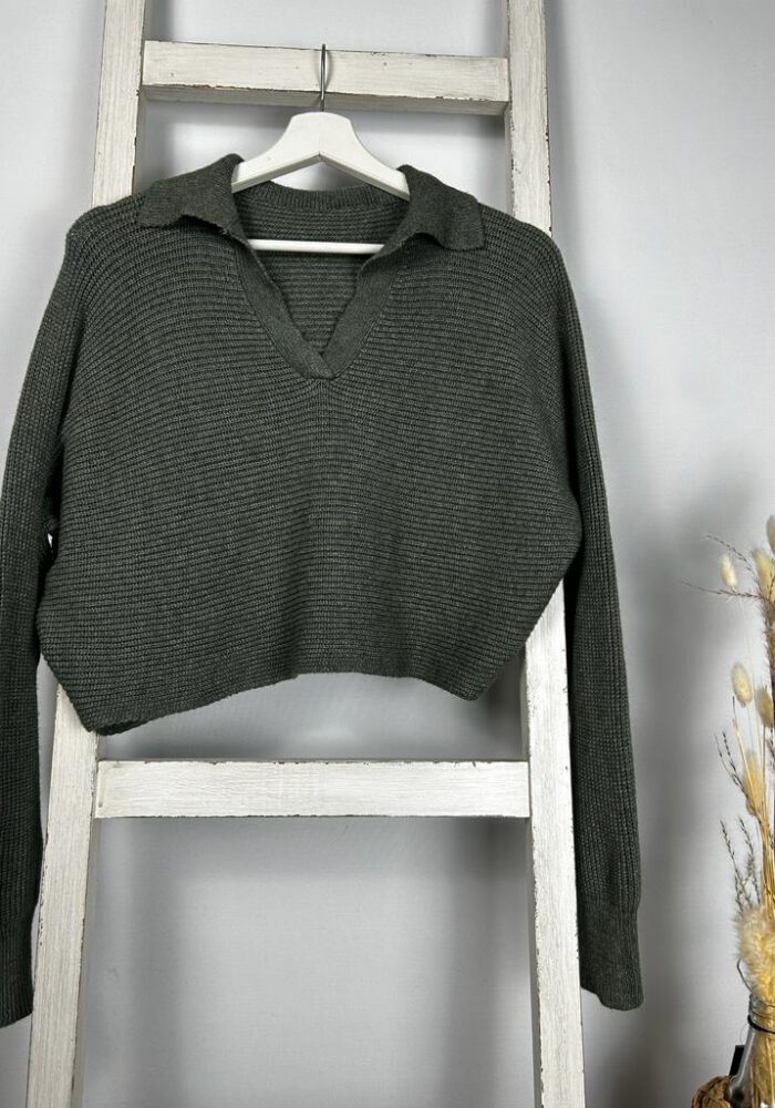 Crop-Pullover mit Kragen