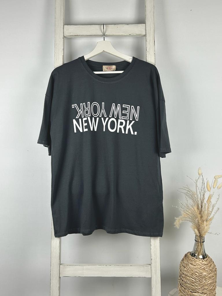 T-Shirt mit “NEW YORK” Schriftzug