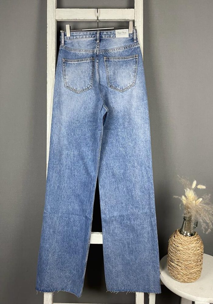 Lange Jeans mit geradem Bein