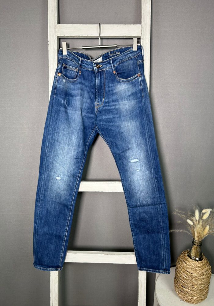 Destroyed Boyfit Jeans von Les Temps des Cerises