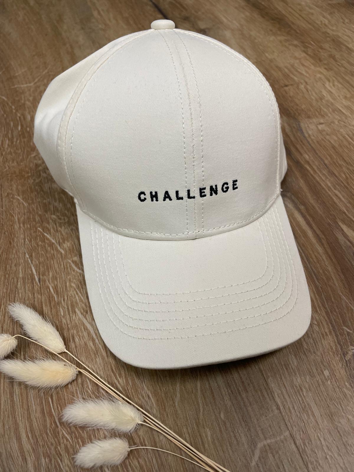 Cap mit Challenge Stick