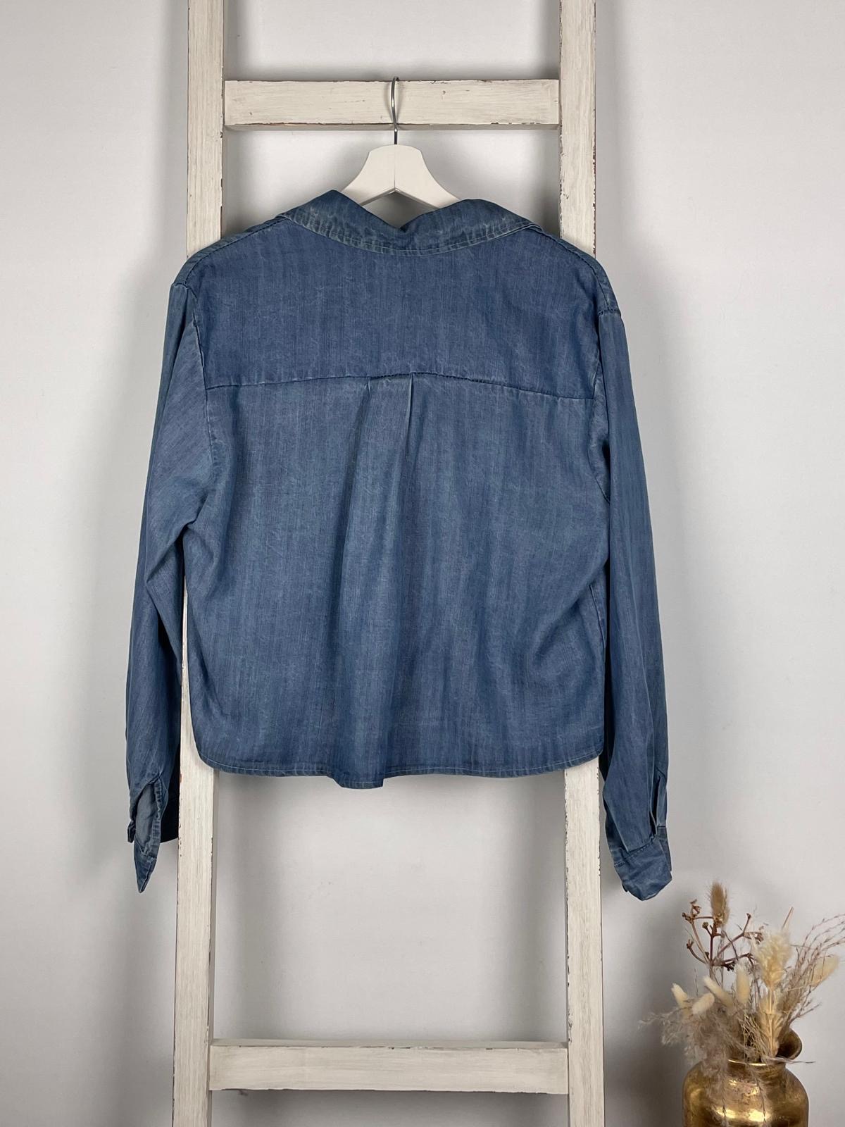 Crop-Jeansbluse mit Brusttasche