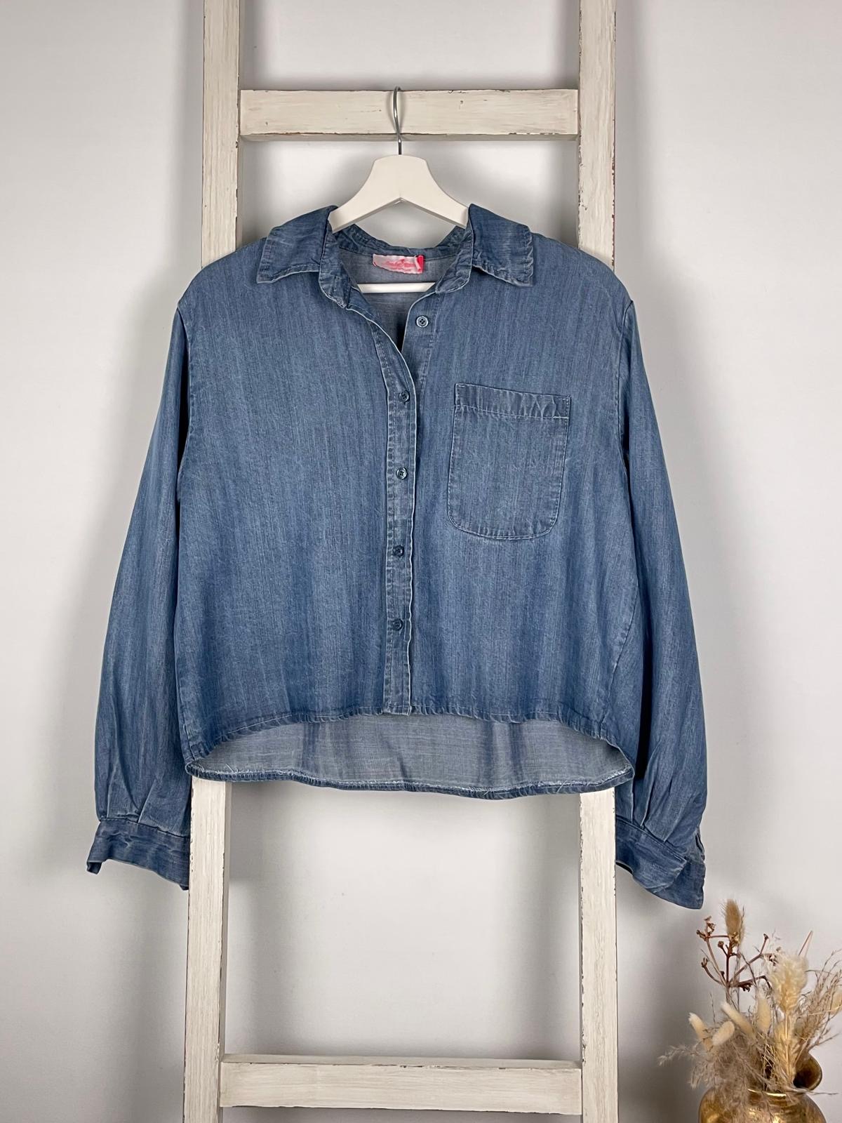 Crop-Jeansbluse mit Brusttasche