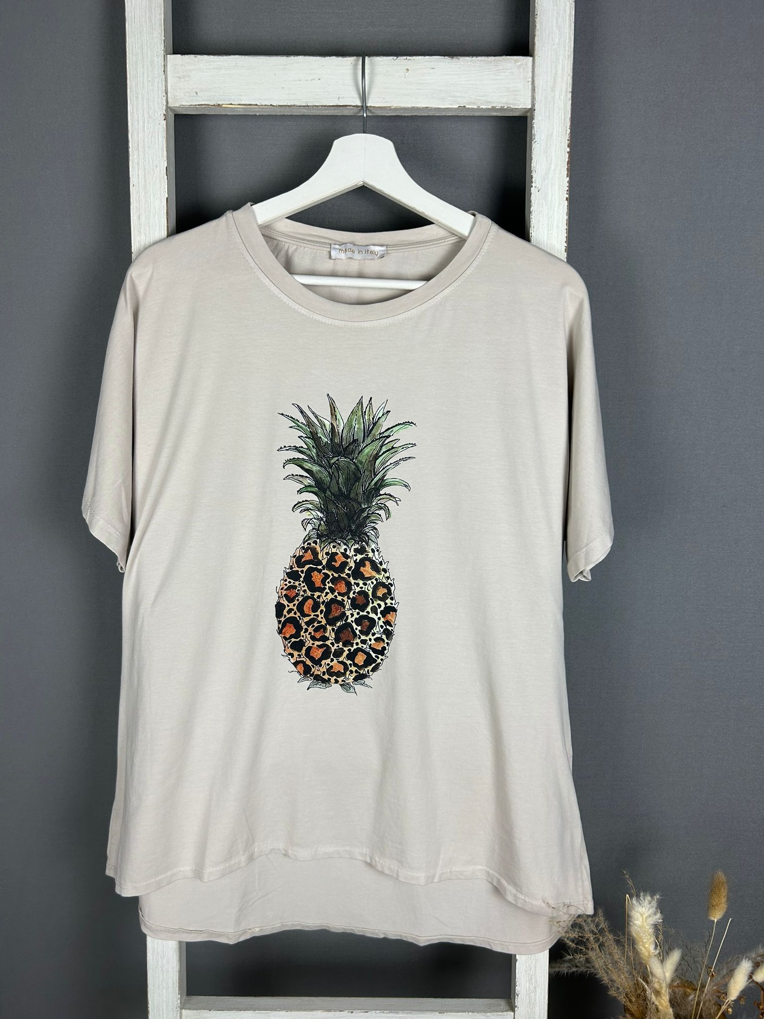 T-Shirt mit Leo-Ananas-Druck