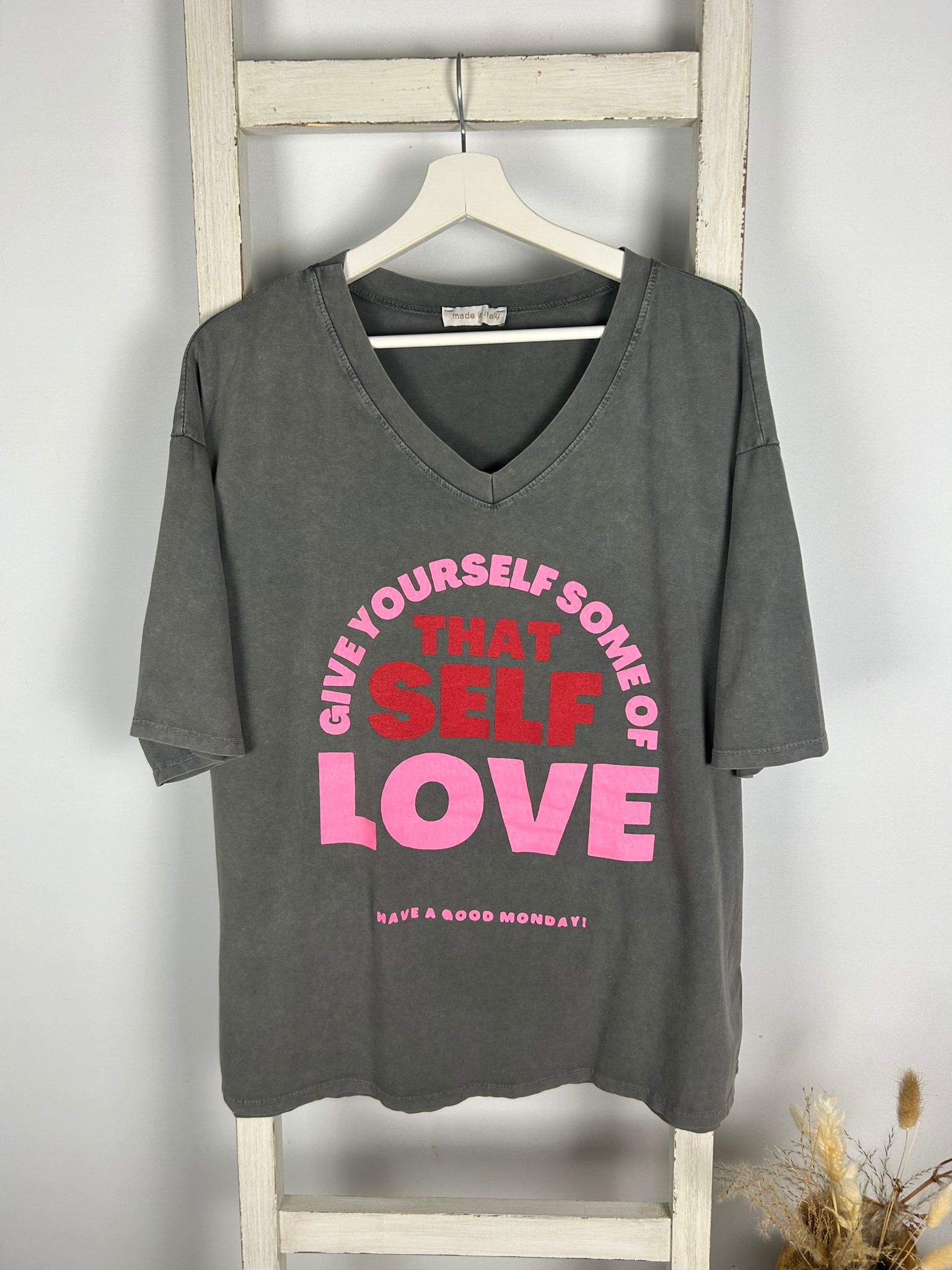 T-Shirt mit THAT SELF LOVE Druck