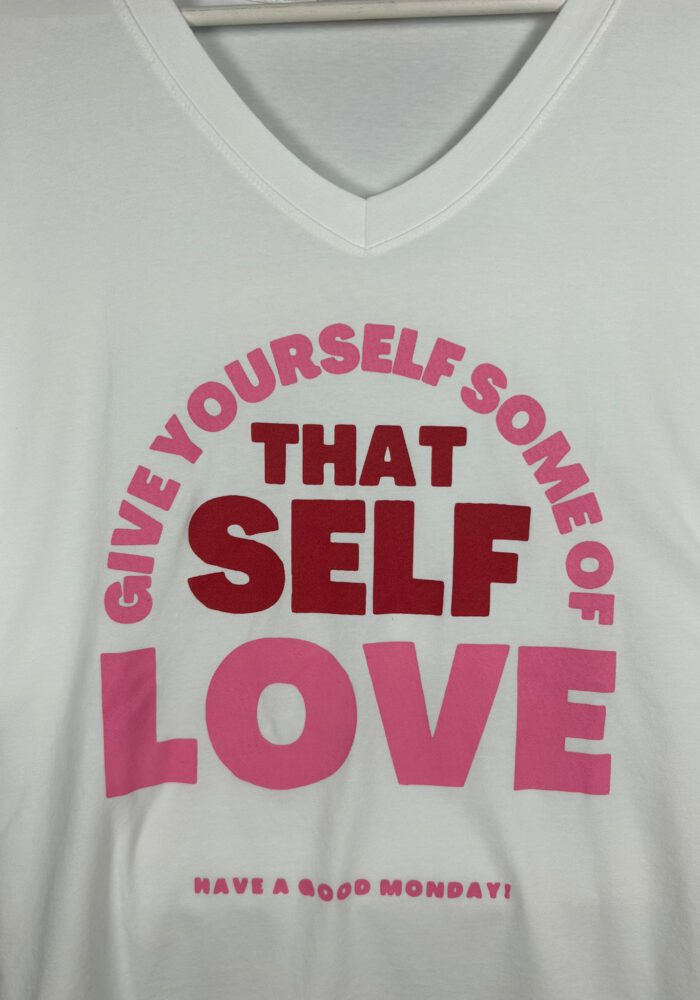 T-Shirt mit THAT SELF LOVE Druck