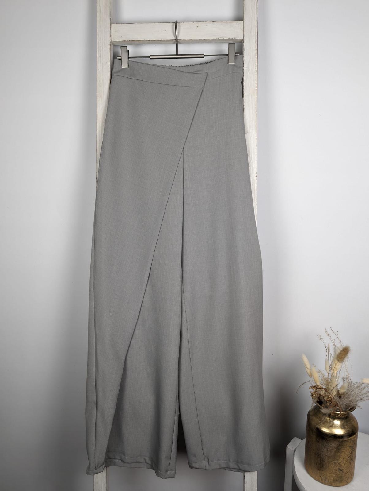 Wide Leg Hose mit Wrap Detail