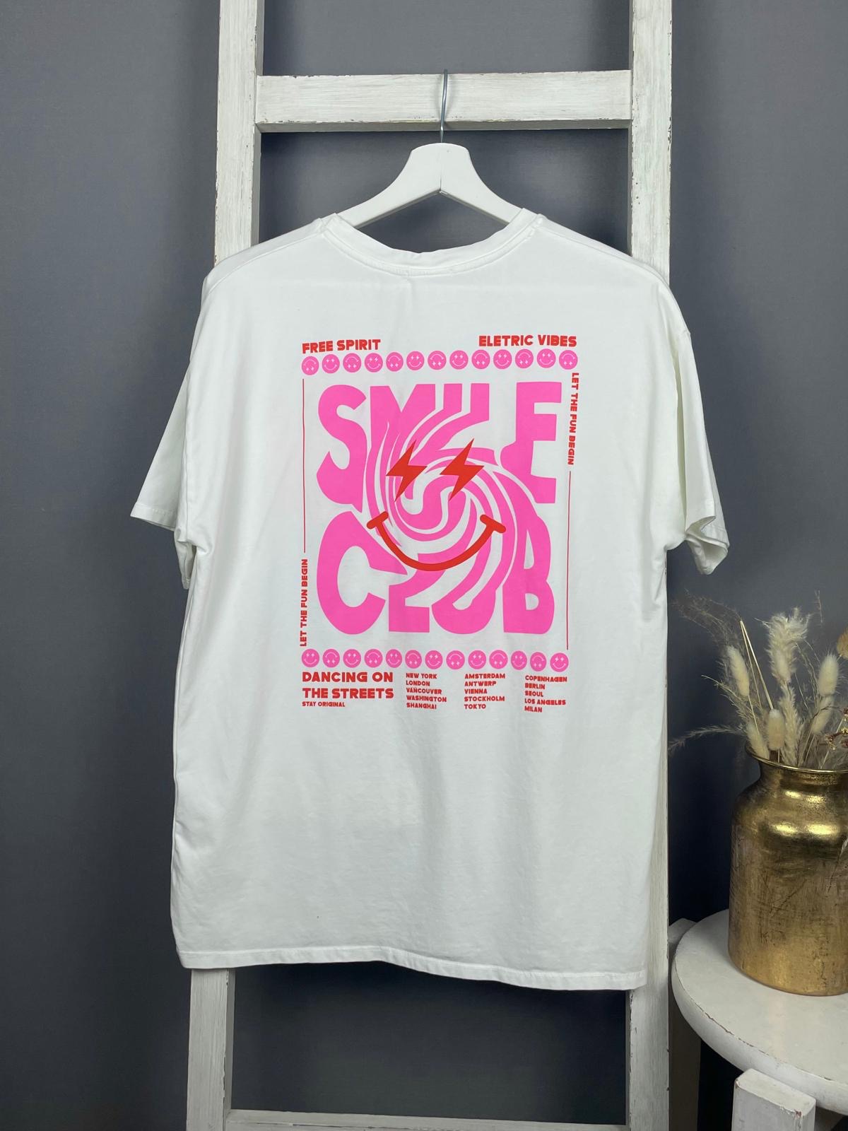 Backprint T-Shirt Smile Club