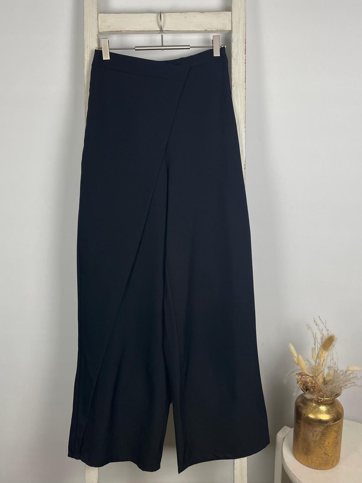 Wide Leg Hose mit Wrap Detail