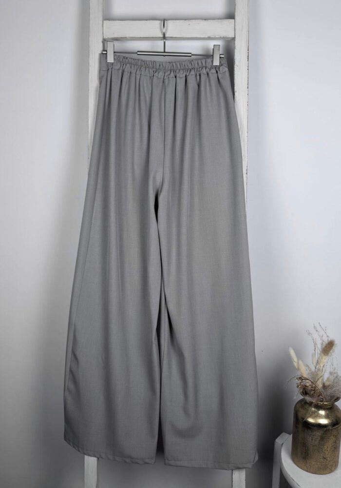 Wide Leg Hose mit Wrap Detail