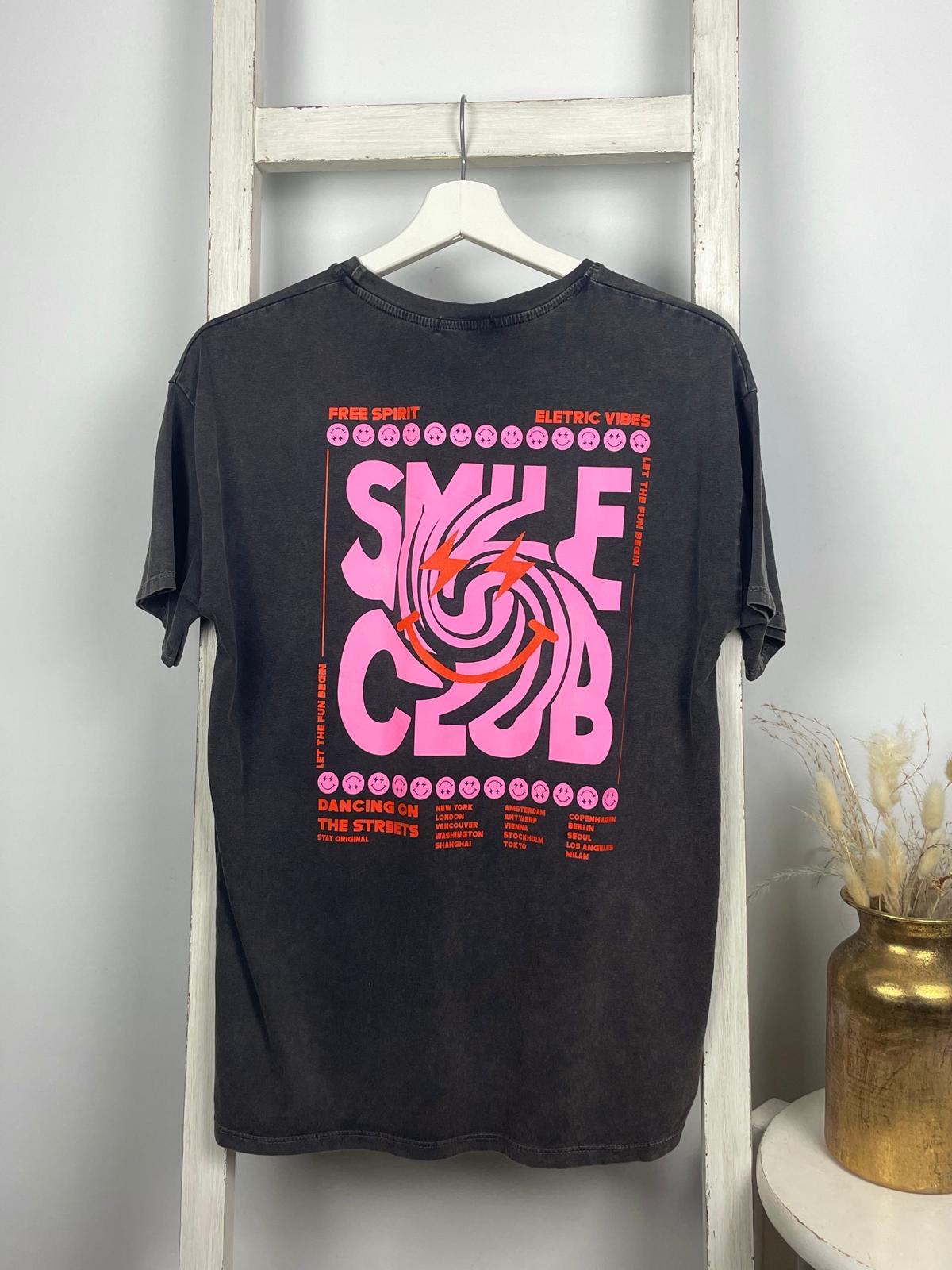 Backprint T-Shirt Smile Club