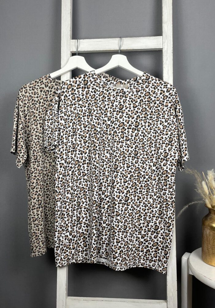 Rundhals T-Shirt mit Mini Leo Print