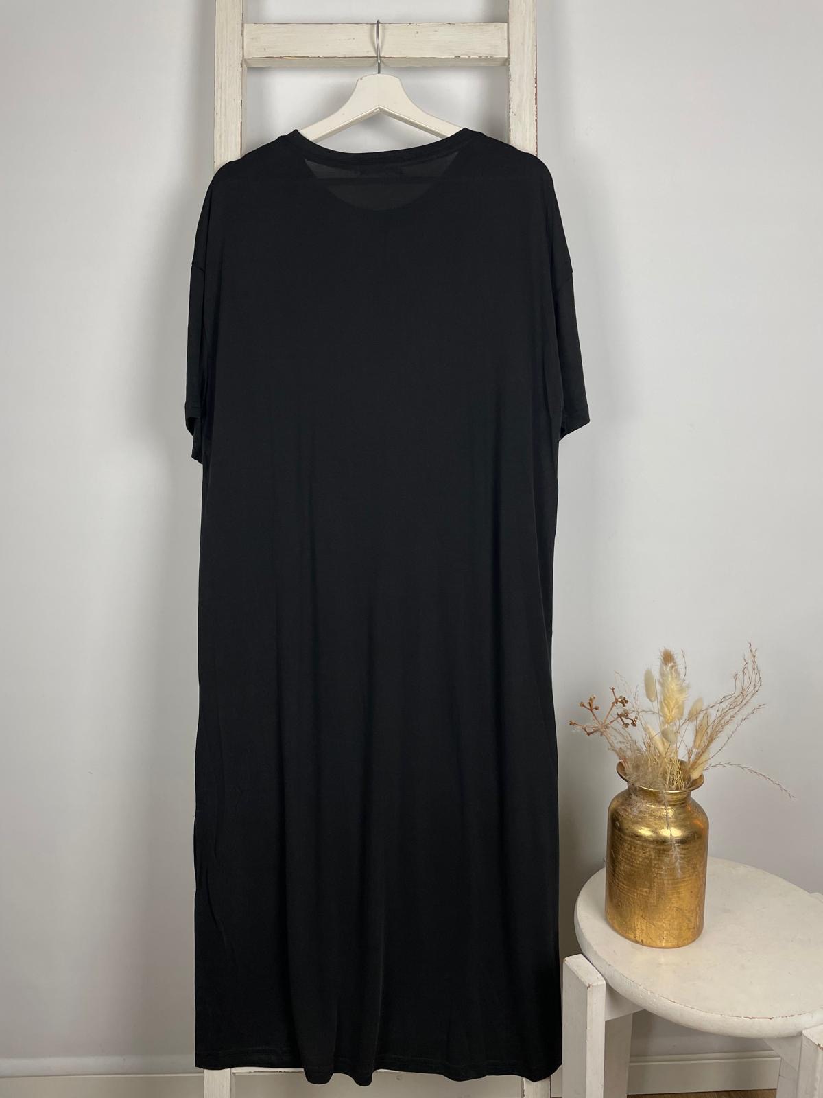 Schlichtes Maxi-Shirtkleid