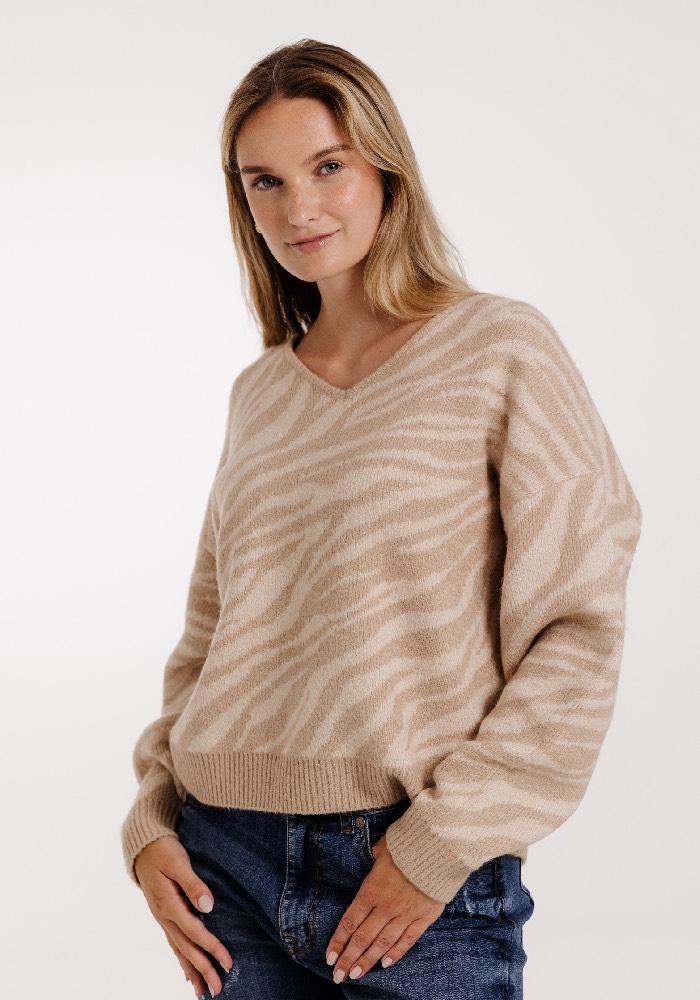 Kleinigkeit WOLLMA DREIECK JACQUARD Pullover