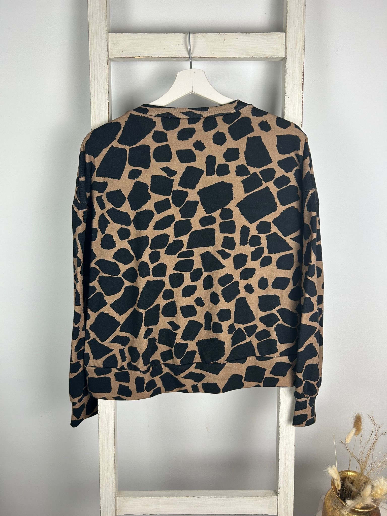 Crop Leo-Sweater mit Aufdruck