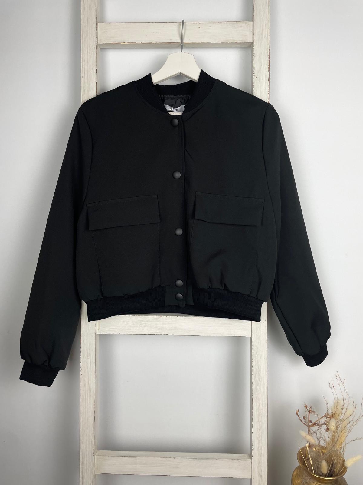 Elegante Crop-Bomberjacke