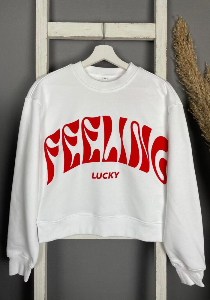 Pinned by K Crop Sweater 'Feeling lucky'