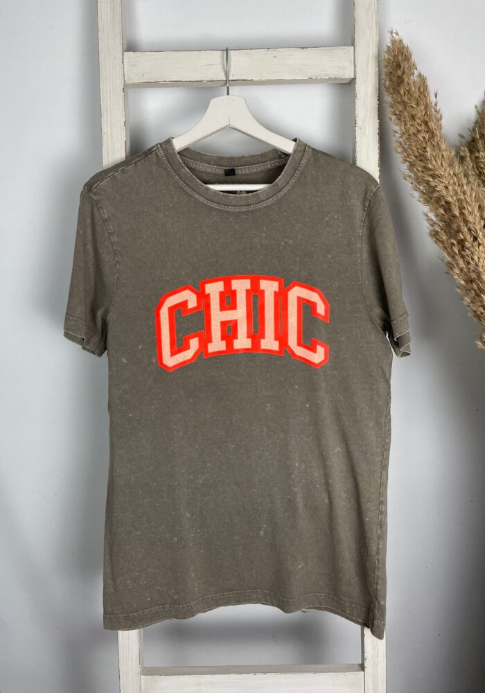 Pinned by K Longshirt 'Chic'