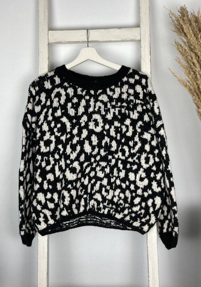 Pullover mit Leo-Print