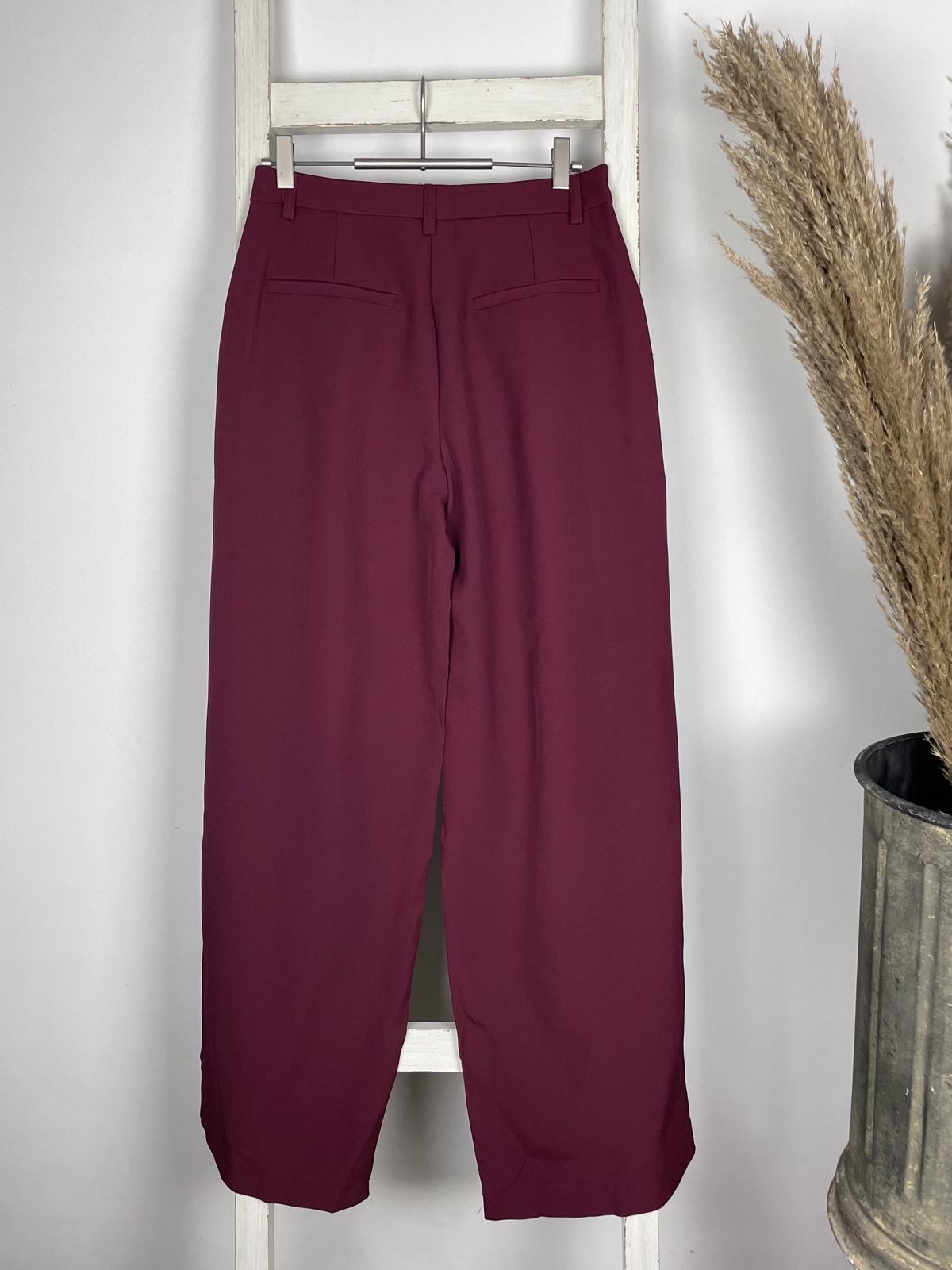 Burgundy Hose