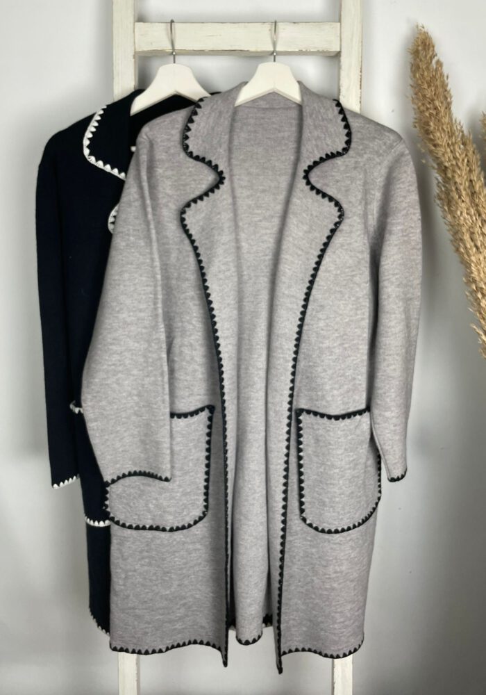 Feinstrickjacke mit Statementnaht