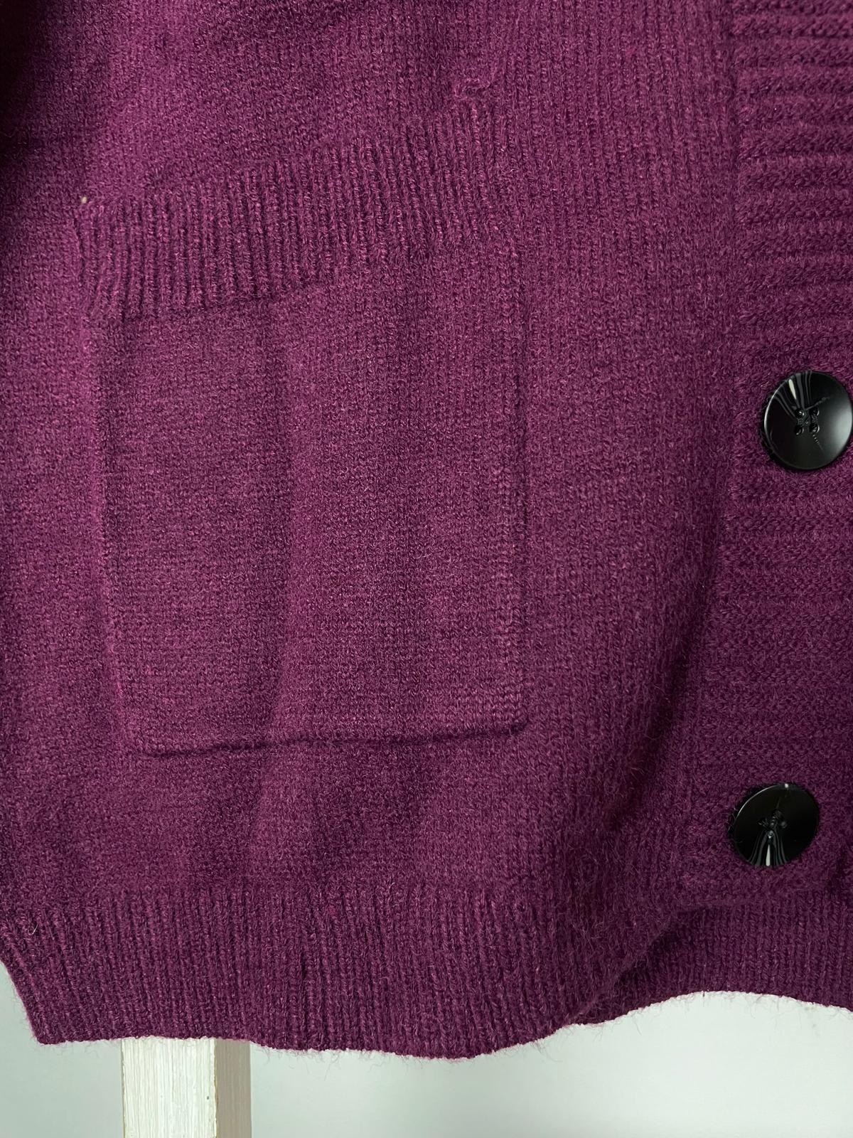 Burgundy Feinstrick-Cardigan