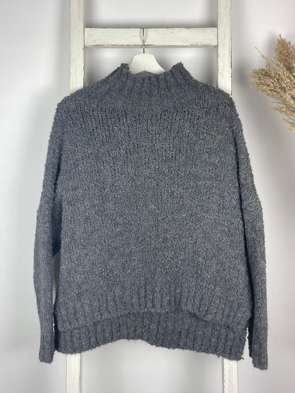 Bouclé Vokuhila Turtleneck Pullover