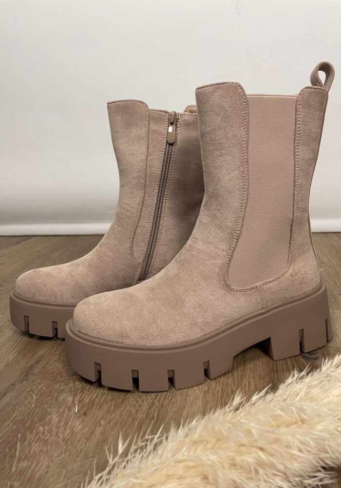 Beige Wildlederimitat Chelsea-Boots mit Einsatz