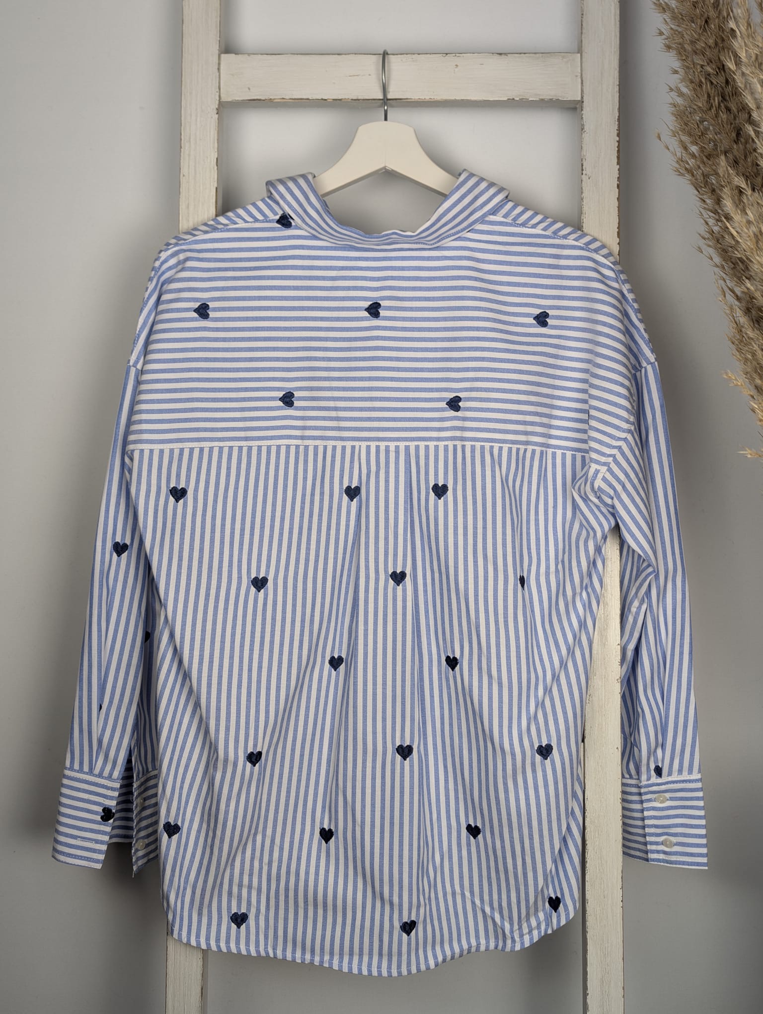 Hemdbluse “Blue Heartbeat”