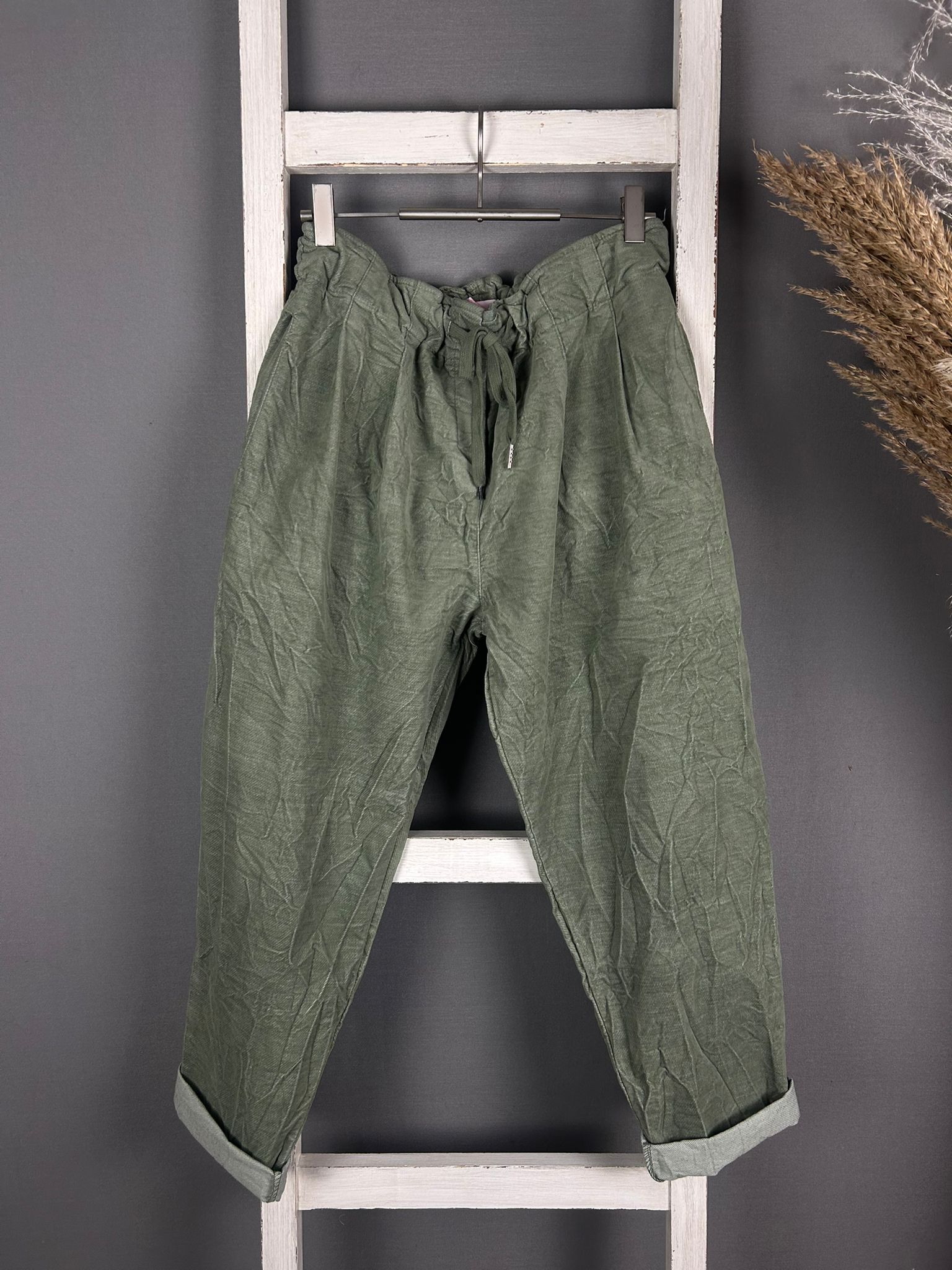 Paperbag Joggpants mit Kordeleinzug