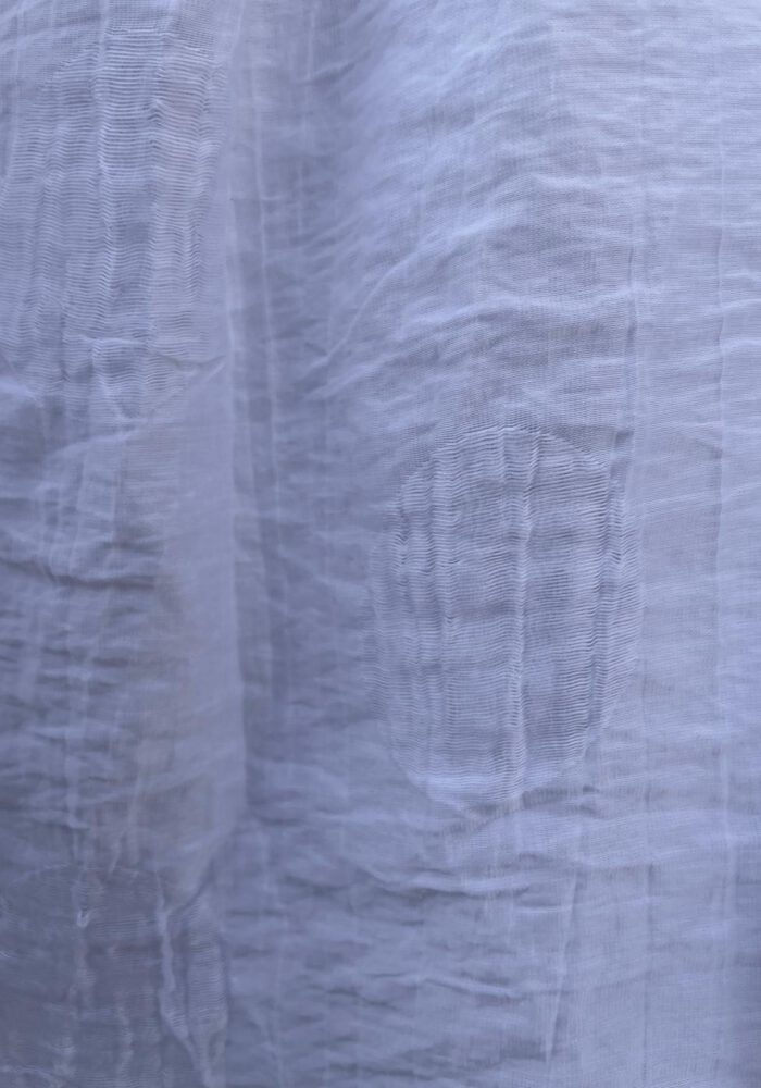 Ärmellose Baumwoll- Bluse mit Rüschen