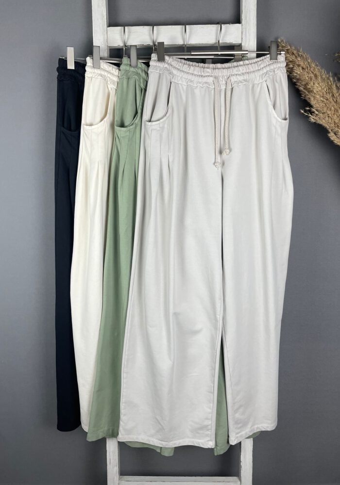 Wide Leg Sweathose mit Kordeleinzug und Abnäher an den Taschen