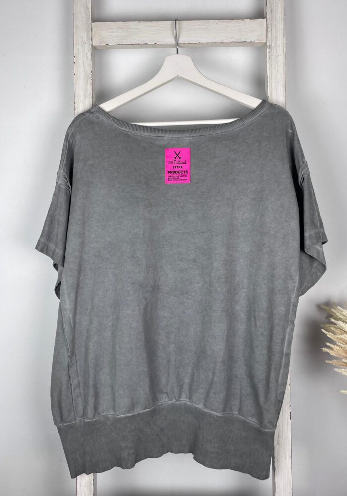 Lässiges Oversize T-Shirt mit Neon Patch im Nacken
