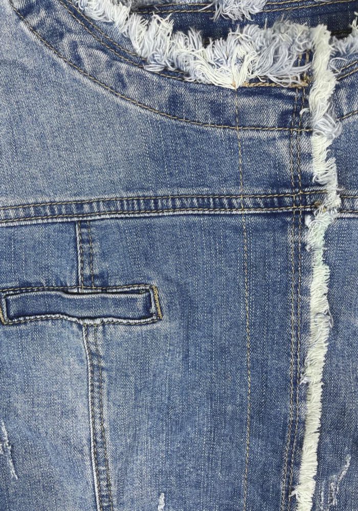 Stylische Jeansjacke mit Fransen-Details