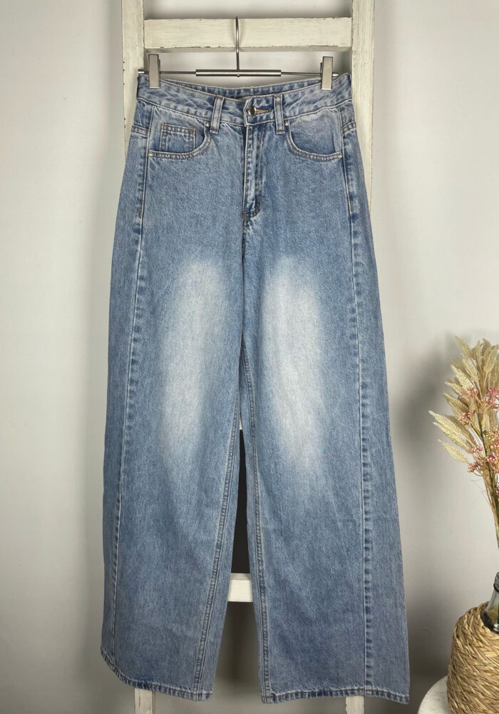 Twist Barrel Jeans