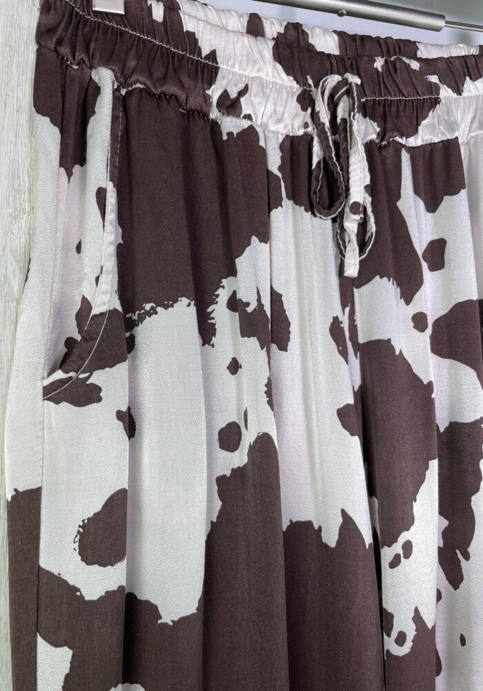 Silky Hose mit Kuhprint