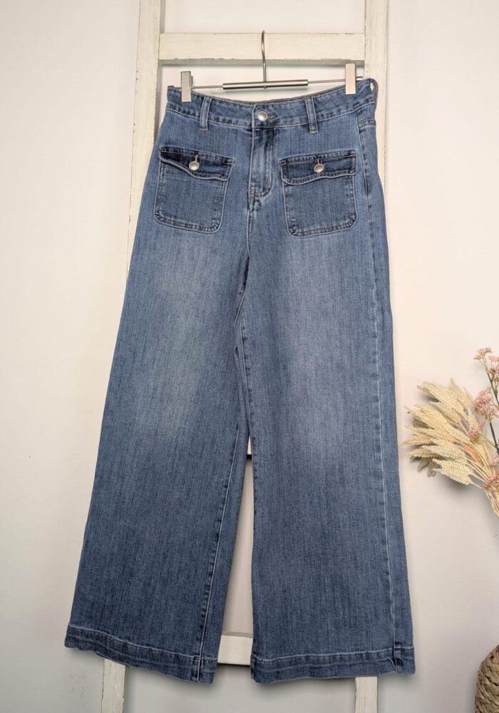 Patch Pocket Denim Bootcut Jeans