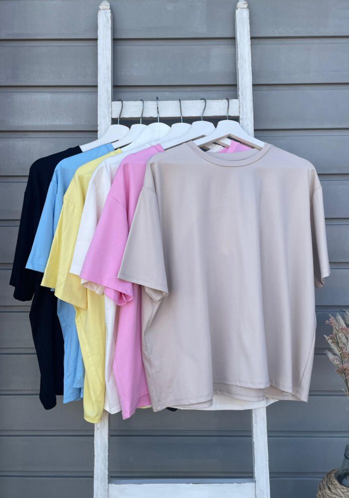 Schlichtes Oversize T-Shirt