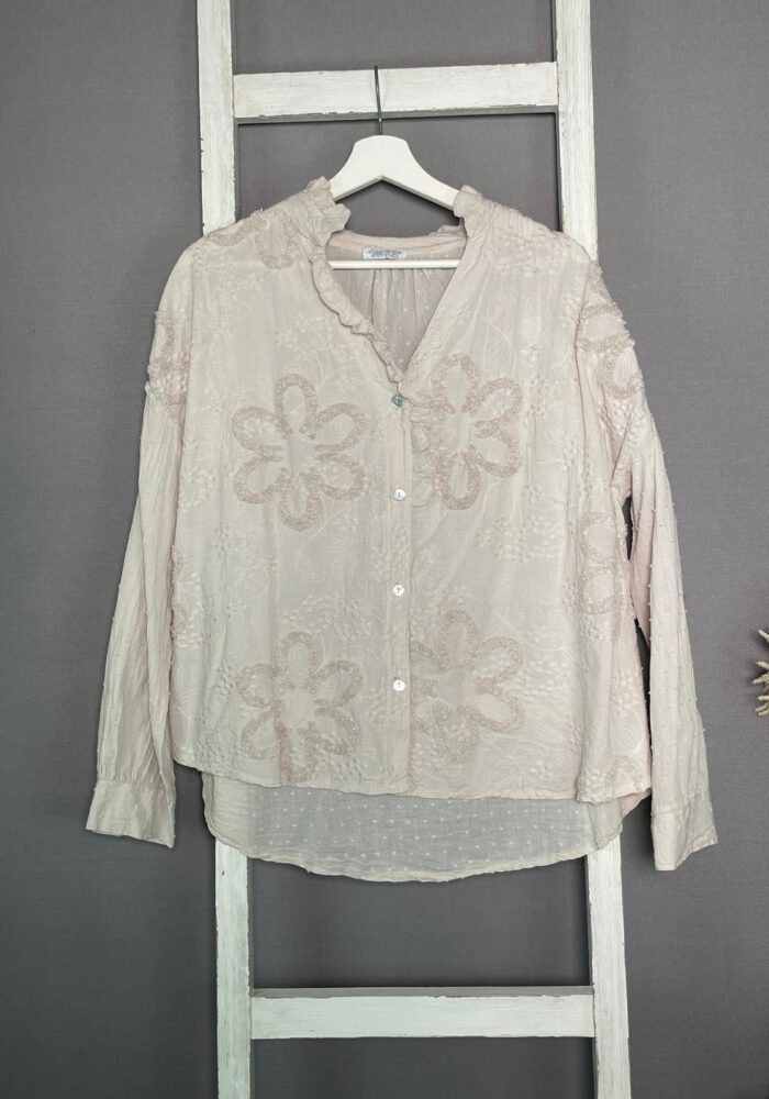 Bluse mit Flokati-Blumen Stickerei