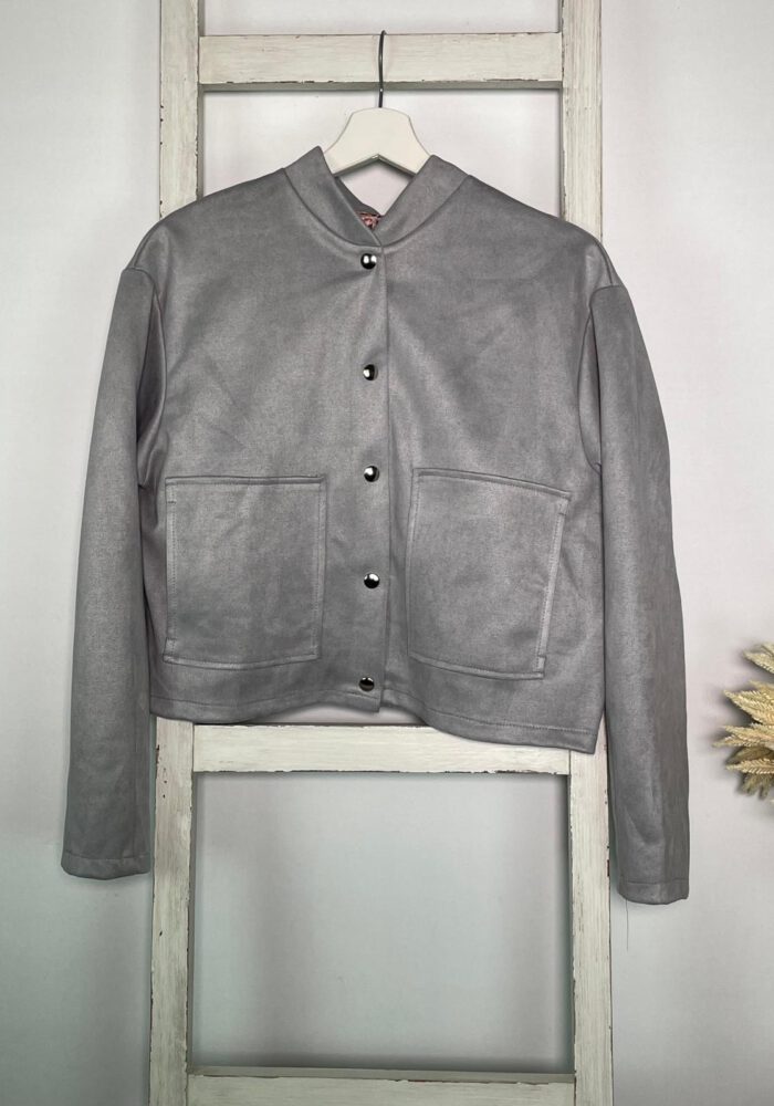 Velours Jacke mit aufgesetzten Taschen