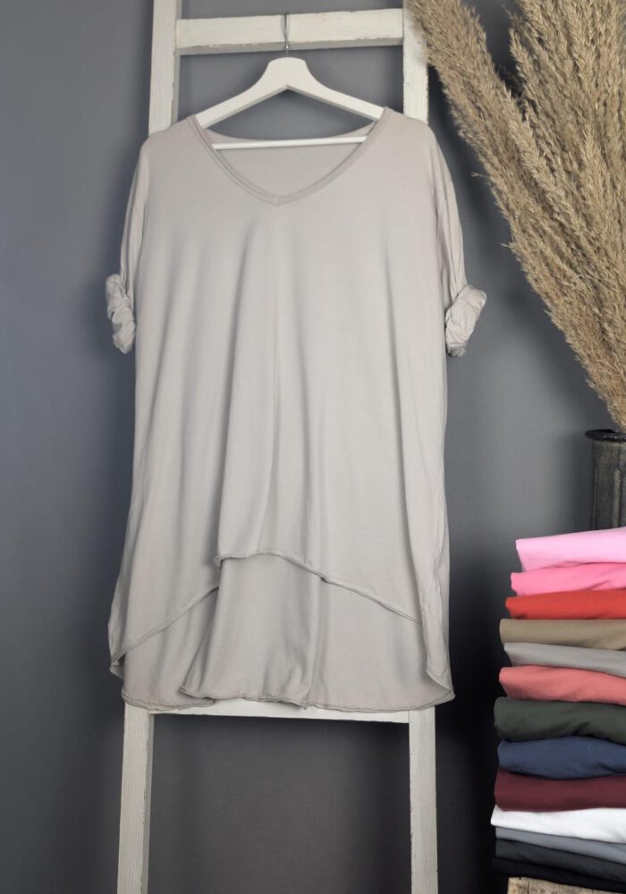 Basic Longsleeve mit V-Ausschnitt