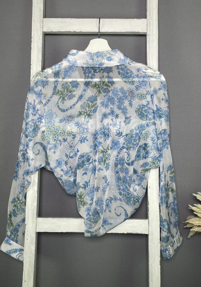 Blümchen-Bluse zum knoten