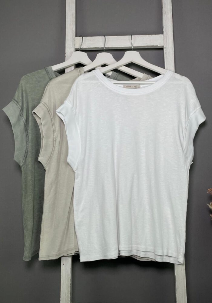 Flügelshirt mit Rippbündchen am Ärmelausschnitt