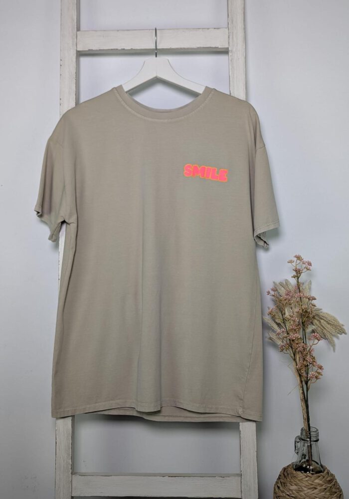 Backprint T-Shirt  NEON SMILE