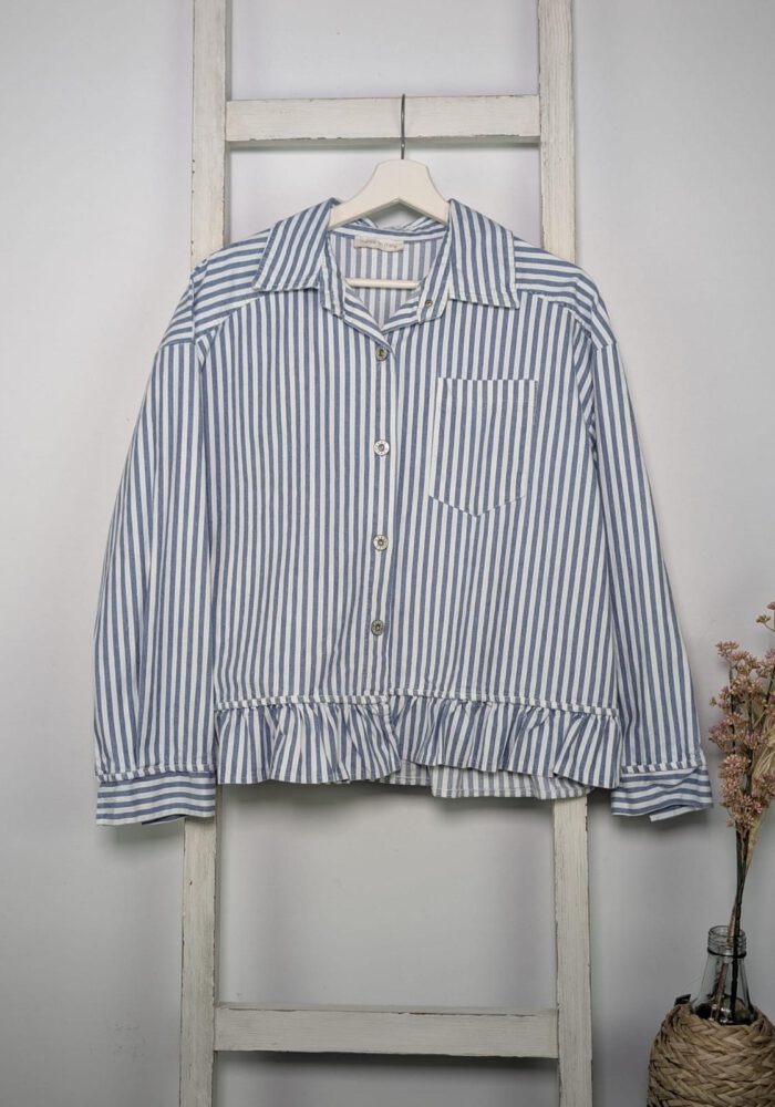 Gestreifte Jeansjacke mit Rüschen