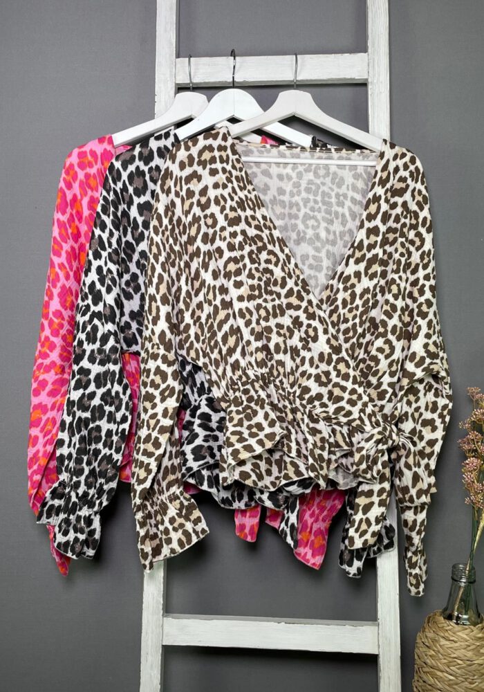 Wrap Musselinbluse im Leo-Print