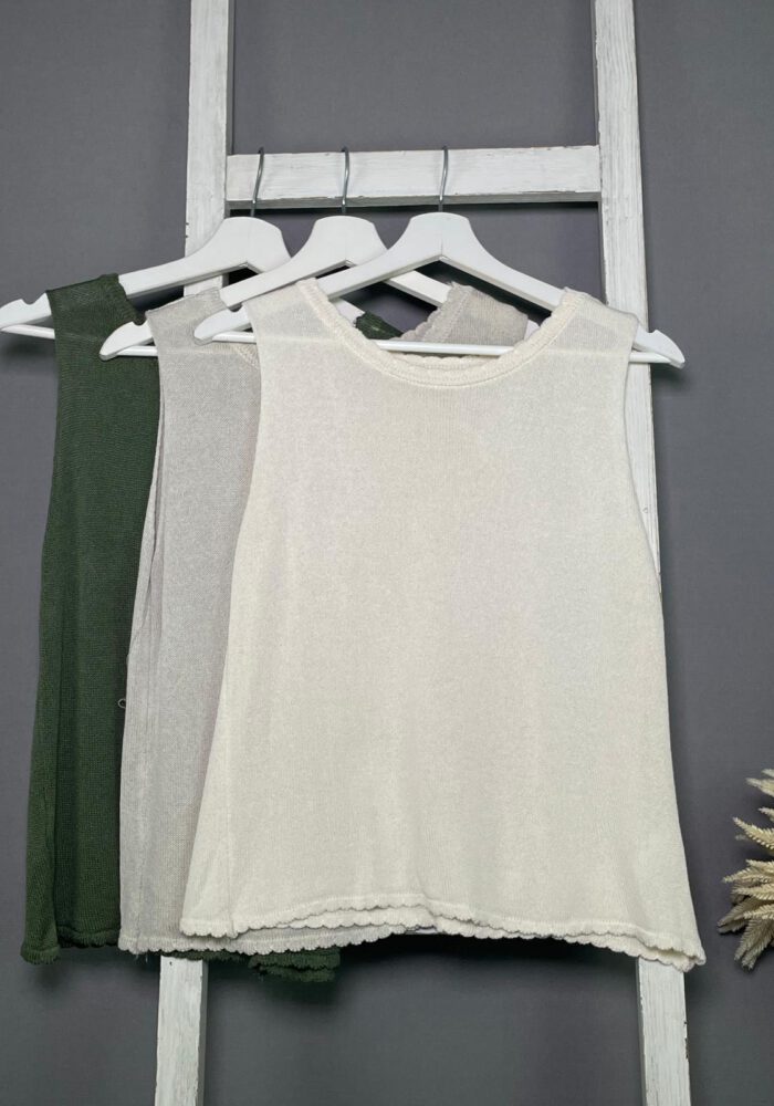 Stricktop mit Wellensaum