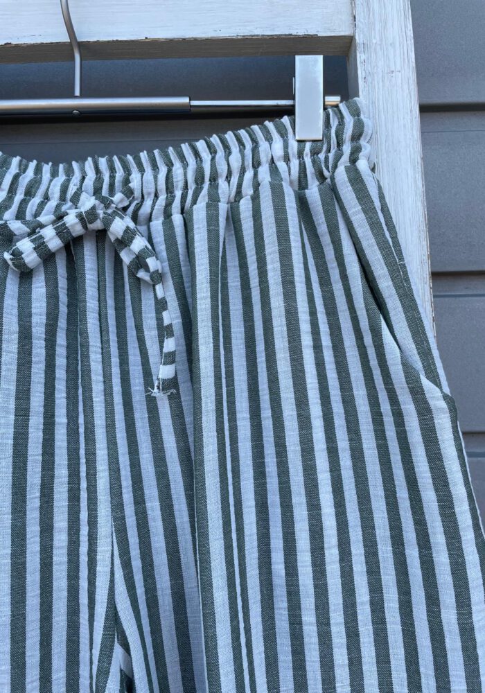 Gestreifte Wide Leg Hose mit Kordeleinzug